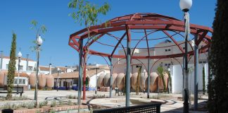 Convierten una antigua bodega tradicional en una plaza pública
