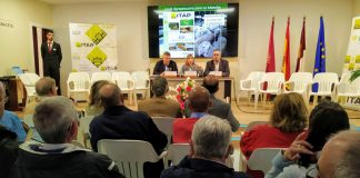 Sesión de la Lonja de Albacete, en plena feria