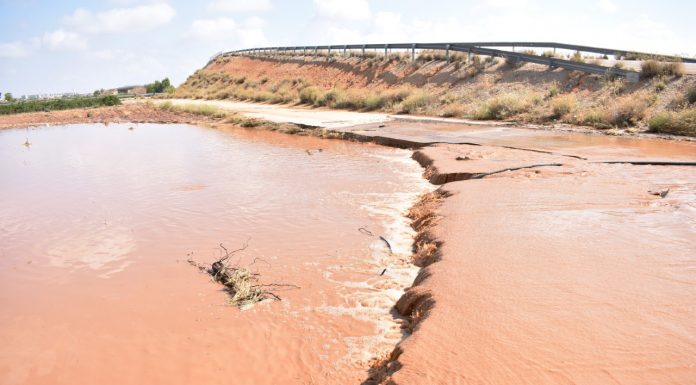 Vídeo. Rescate Acuático de Superficie actúa en una granja junto al río Bullaque, donde un ganadero ha quedado atrapado junto a su ganado inundaciones
