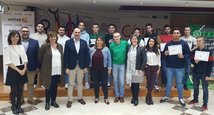 Gómez Arroyo en clausura de curso del programa CREA