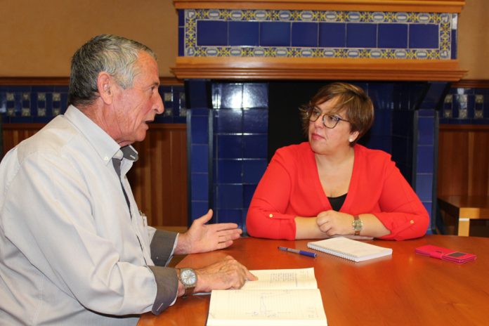 Olmedo-reunión alcalde de El Hoyo