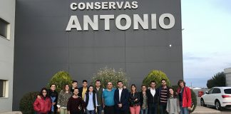NNGG visita fábrica de berenjenas ‘Conservas Antonio’, en Bolaños de Calatrava