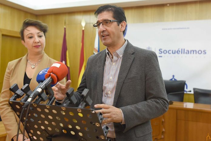 7abf53d37910228532f1b4478f170c08_XL