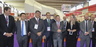 Destaca a Castilla-La Mancha como «el mayor viñedo ecológico del mundo»