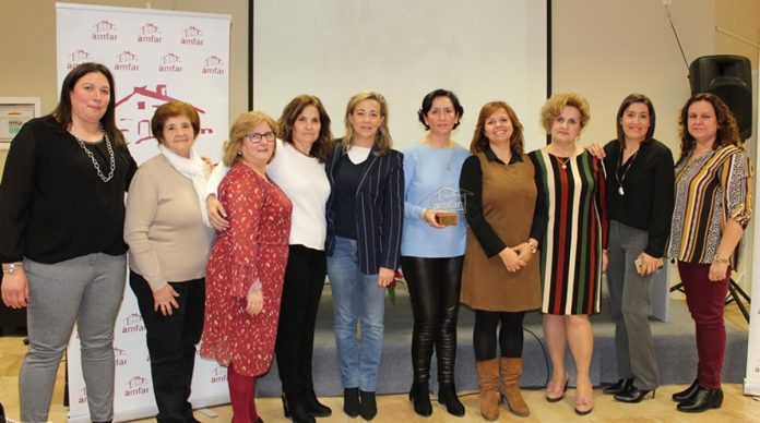 5dfb6c35826ad19122019132525