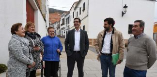 Se compromete a arreglar el camino que une Valdemanco con Saceruela