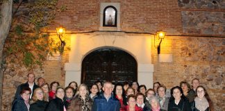 AMFAR dona 1.000 euros a Hermandad Santísimo Cristo de la Humildad