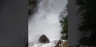 Río Mundo desbordado en Ayna (Albacete)