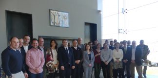 Empresas de alimentos conquenses presentan sus productos al embajador de Taiwán