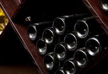 Varias comunidades autónomas reducirán el apoyo a la promoción del vino botellas