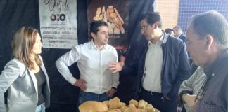 Caballero muestra su apoyo a las reivindicaciones del sector agrario