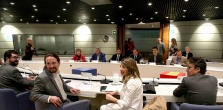 El Gobierno articulará medidas para mejorar la situación laboral del campo