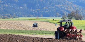 Incertidumbre entre agricultores por transporte de trabajadores a sus explotaciones