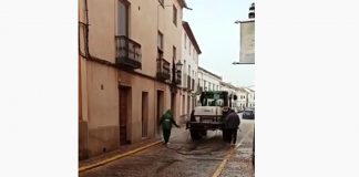 VÍDEO: Agricultores comienzan a colaborar con Ayuntamientos en desinfección calles