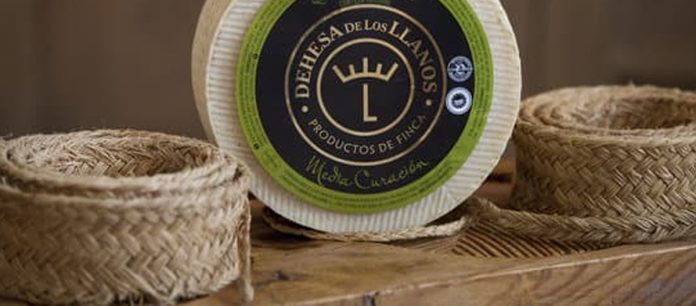 queso dehesa de los llanos