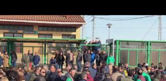 VÍDEO: Manifestación sector agrario en Socuéllamos. Cortes en estación RENFE