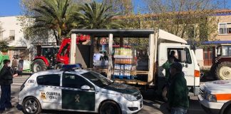 Cooperativas de Campo de Criptana unen un camión de alimentos