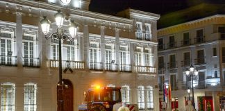 Agricultores de Tomelloso participan en una nueva desinfección nocturna de calles