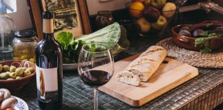 El vino, un alimento más de la pirámide nutricional mediterránea