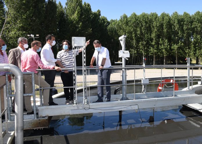 50057841302_cb8d8ca7bd_k