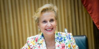 “No frenemos la fuerza del emprendimiento femenino”. Carmen Quintanilla. Presidenta de AFAMMER