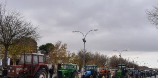 200 agricultores protestan por la subida del IBI rústico