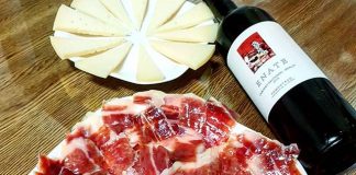 @hermichelin. Pocas cosas más #FOODPORN que esa GRASITA CHORREANTE Y PEGAJOSA que deja en las manos el Jamón de Bellota cortado a cuchillo