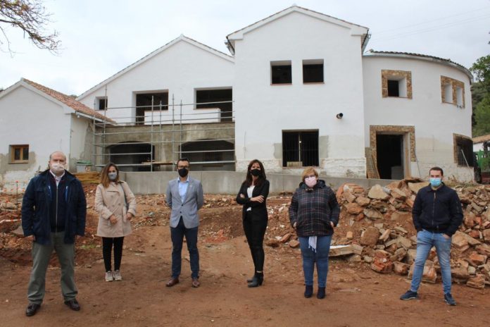 p1emefeha8nc5ao21s94jt51ffj4