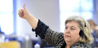 Aguilera (PSOE) asegura que la nueva PAC fomentará la igualdad en el campo Clara Aguilera