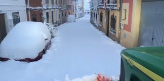 Vídeo. Agricultores conquenses colaboran ante la gran nevada