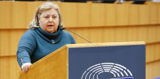 Apuesta por fomentar que las importaciones agrícolas cumplan los mismos requisitos que los productos de la UE Clara Aguilera