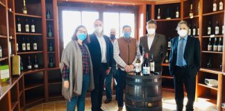 Reivindica el potencial del sector vitivinícola en provincia de Cuenca