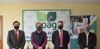 APAG y Banco Santander firman convenio para tramitación de PAC 2021 Firma convenio APAG y Banco Santander