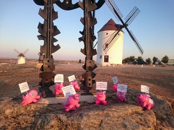 STOP MACROGRANJAS MOTA