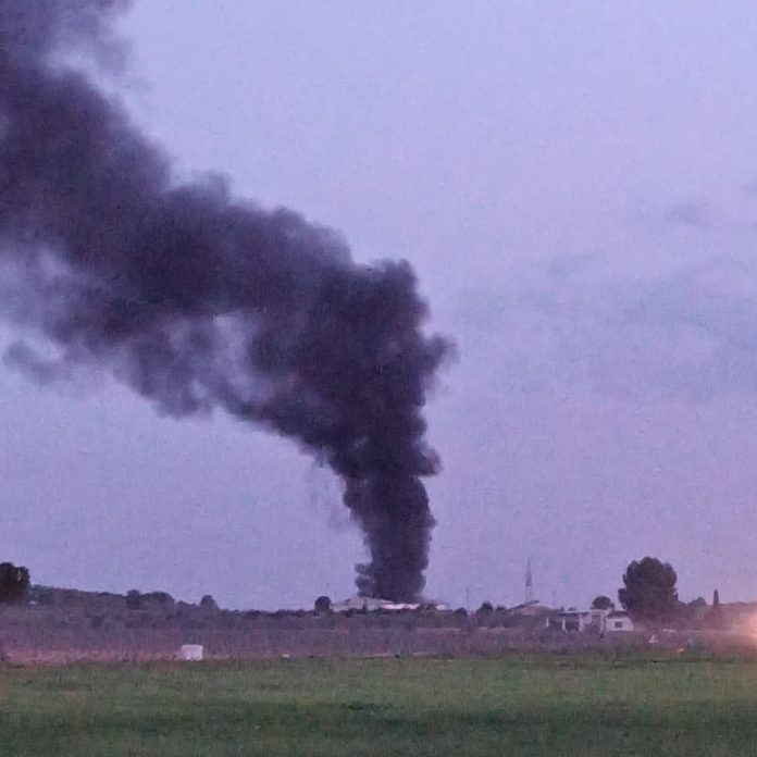 incendio nave agrícola