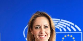 Maestre (PSOE) pide en Bruselas medidas para hacer frente a la sequía Cristina Maestre