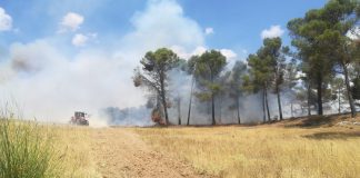 Los agricultores siguen colaborando en la lucha contra los incendios