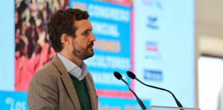 Casado a los agricultores y ganaderos: “No os vamos a dejar solos porque defenderos es defender a España”