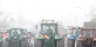El campo español volverá a las carreteras Manifestacion tractores Foto UPA