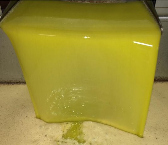 Ligero descenso en el precio del aceite y recuperación de las salidas aceite de oliva