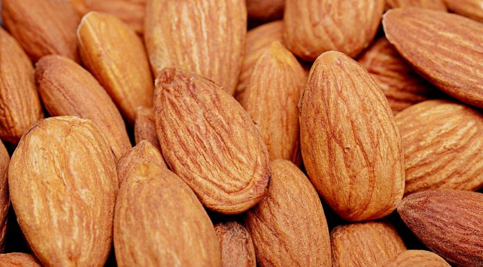 Repeticiones generalizadas, excepto para la Ecológica, en los precios en origen de la almendra almendra