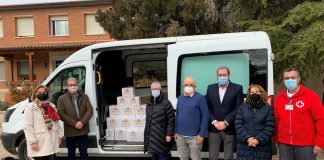 Entregados 180 kilogramos de miel al Banco de Alimentos, Cáritas y Cruz Roja