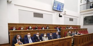 Castilla-La Mancha aprueba la moratoria a instalar ‘macrogranjas’ hasta 2025 Cortes de Castilla-La Mancha