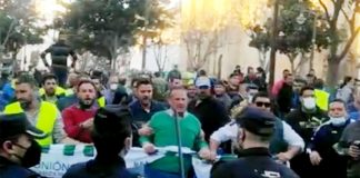 ASAJA Extremadura califica de “desproporcionada” la respuesta de la policía contra los agricultores en la protesta de Don Benito Metidieri Asaja Extremadura