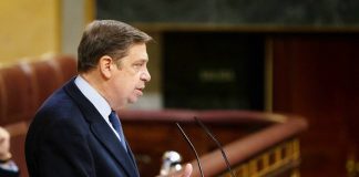 El ministro de Agricultura defiende que las medidas contra la sequía son un buen instrumento para el sector agrario