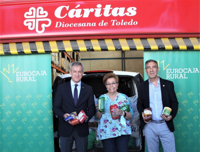 20220527 Entrega Alimentos Desafío Cáritas