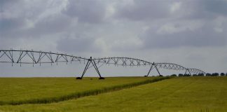 La dotación para regadíos del PERTE agroalimentario se ampliará en 410 millones de euros agua regadío