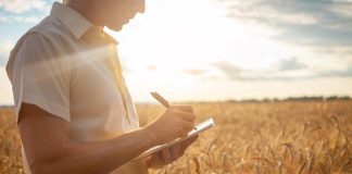 Denuncian que el sector agroganadero está sin planificar por una PAC sin definir siembra