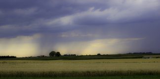 Alerta por tormentas de granizo y lluvia en toda Castilla-La Mancha lluvia nubes