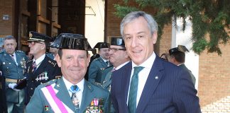 Eurocaja Rural traslada su felicitación a la Guardia Civil el día de su patrona